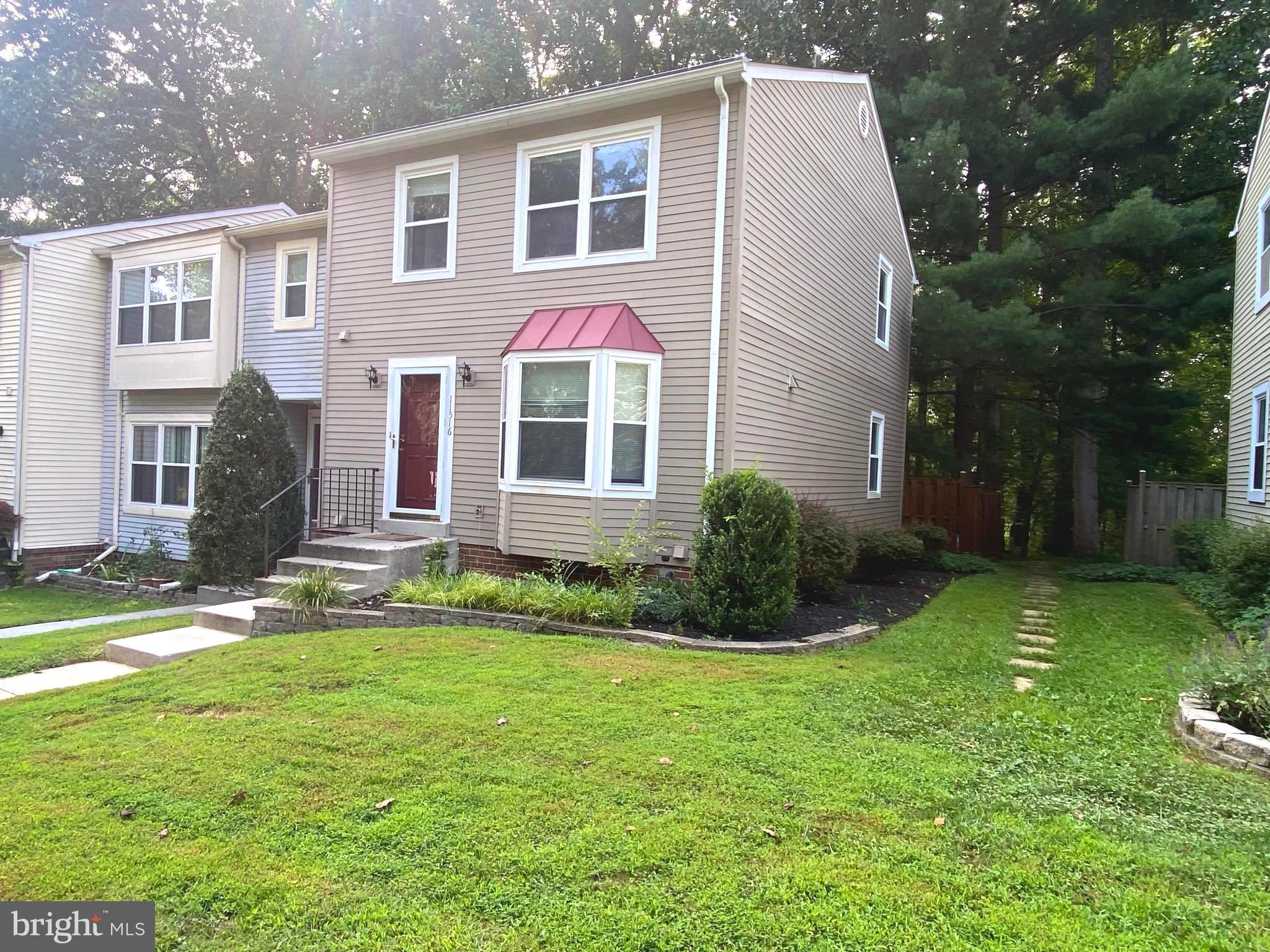 11516 SUMMER OAK DRIVE