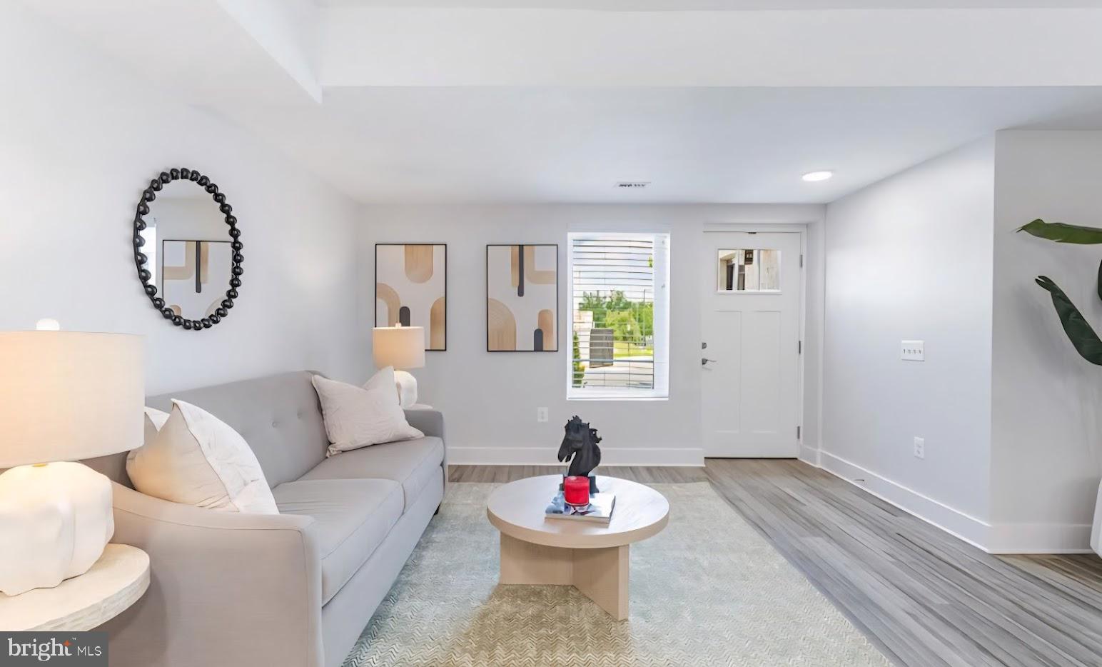 19520 VILLAGE WALK 3-106