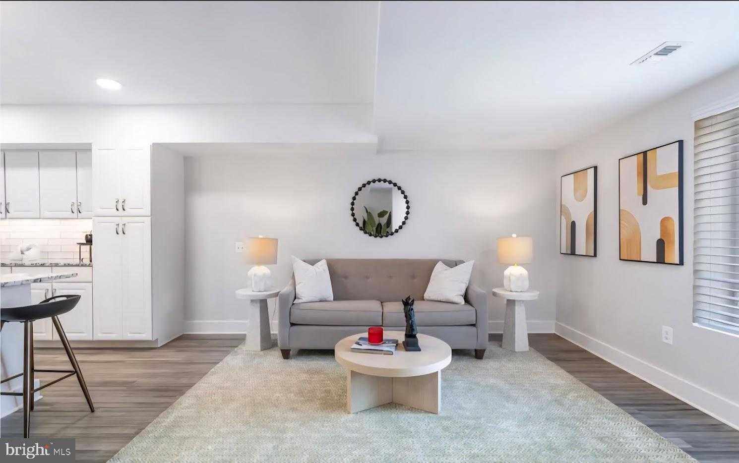 19520 VILLAGE WALK 3-106