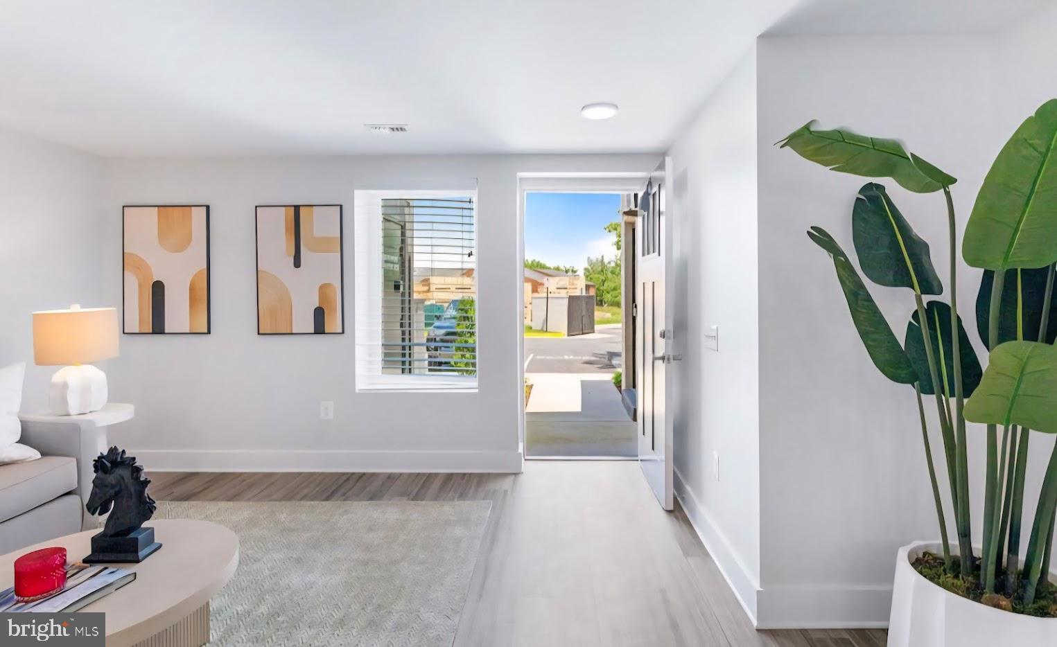 19520 VILLAGE WALK 3-106