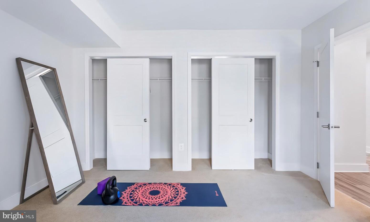 19520 VILLAGE WALK 3-106