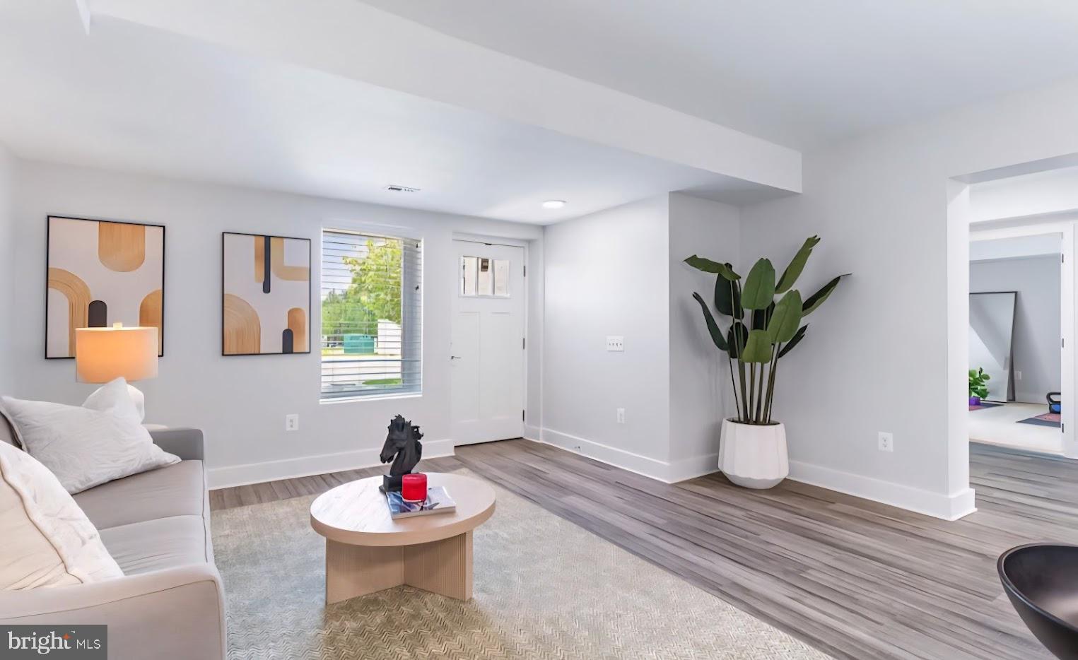 19520 VILLAGE WALK 3-106