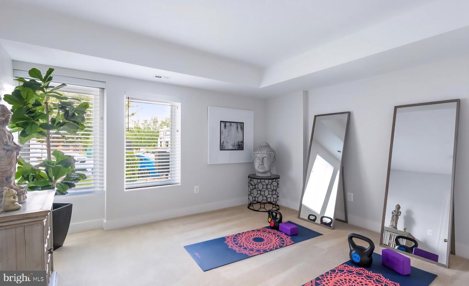 19520 VILLAGE WALK 3-106