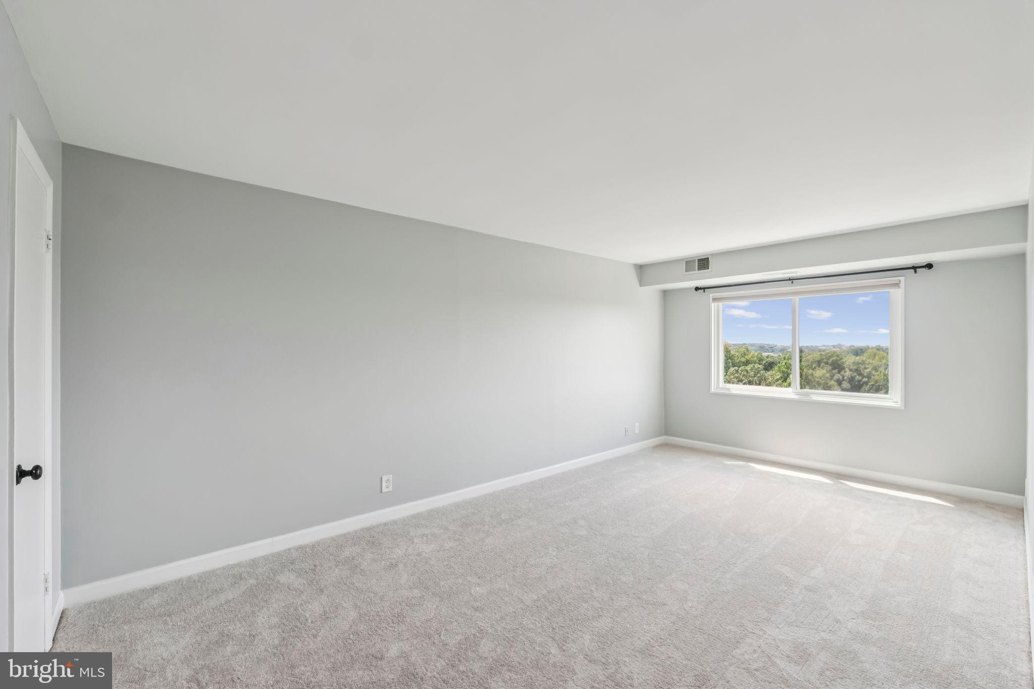 12001 OLD COLUMBIA PIKE 811