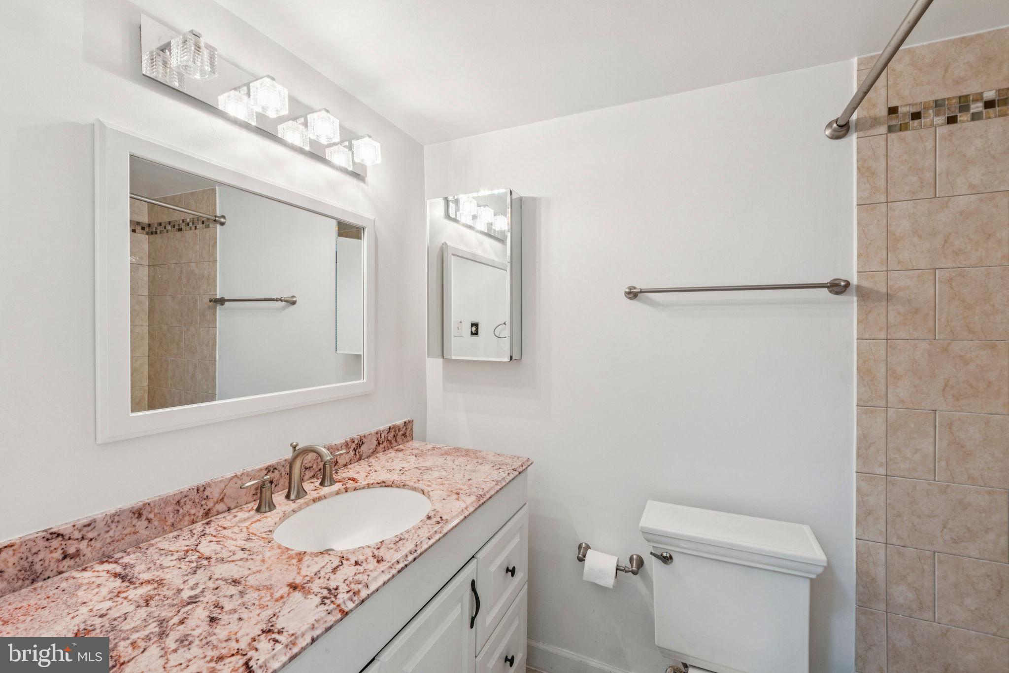 12001 OLD COLUMBIA PIKE 811