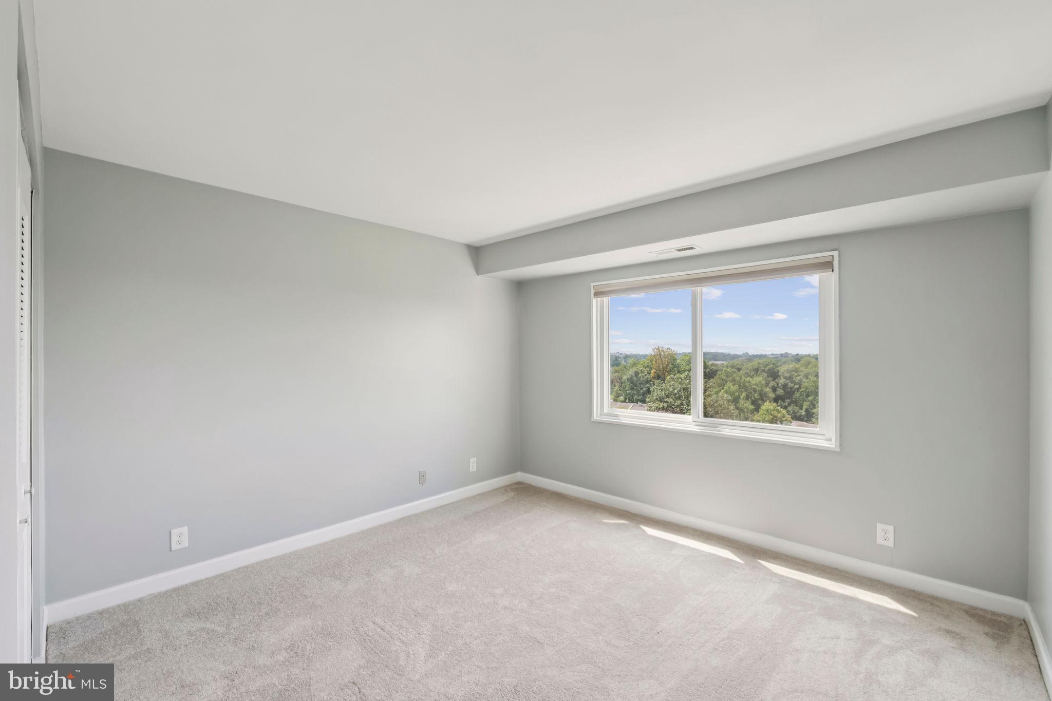 12001 OLD COLUMBIA PIKE 811