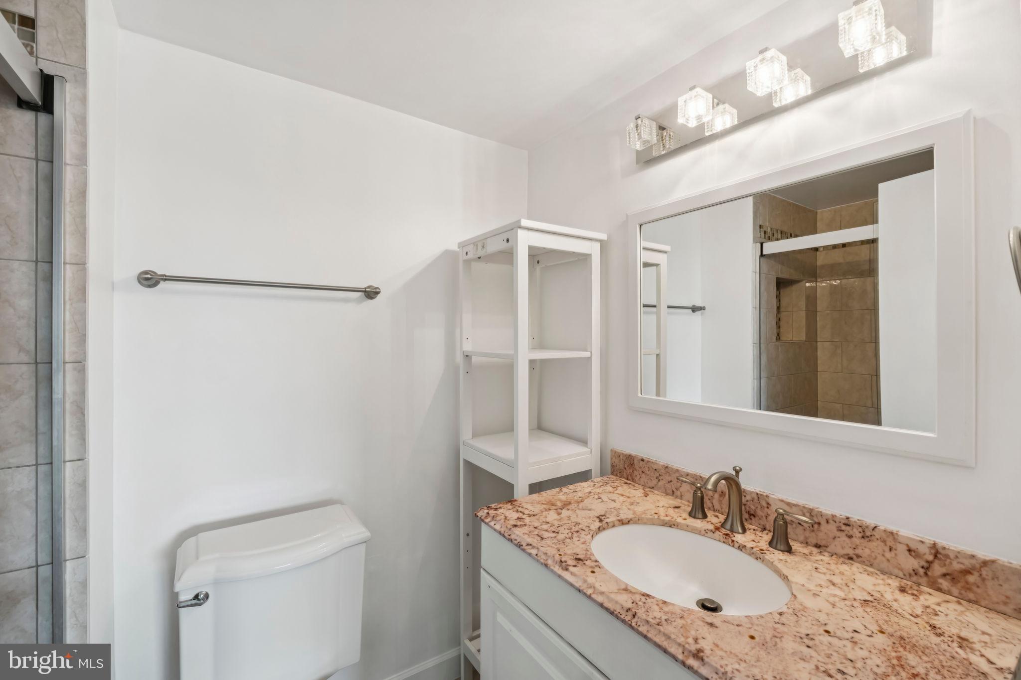 12001 OLD COLUMBIA PIKE 811