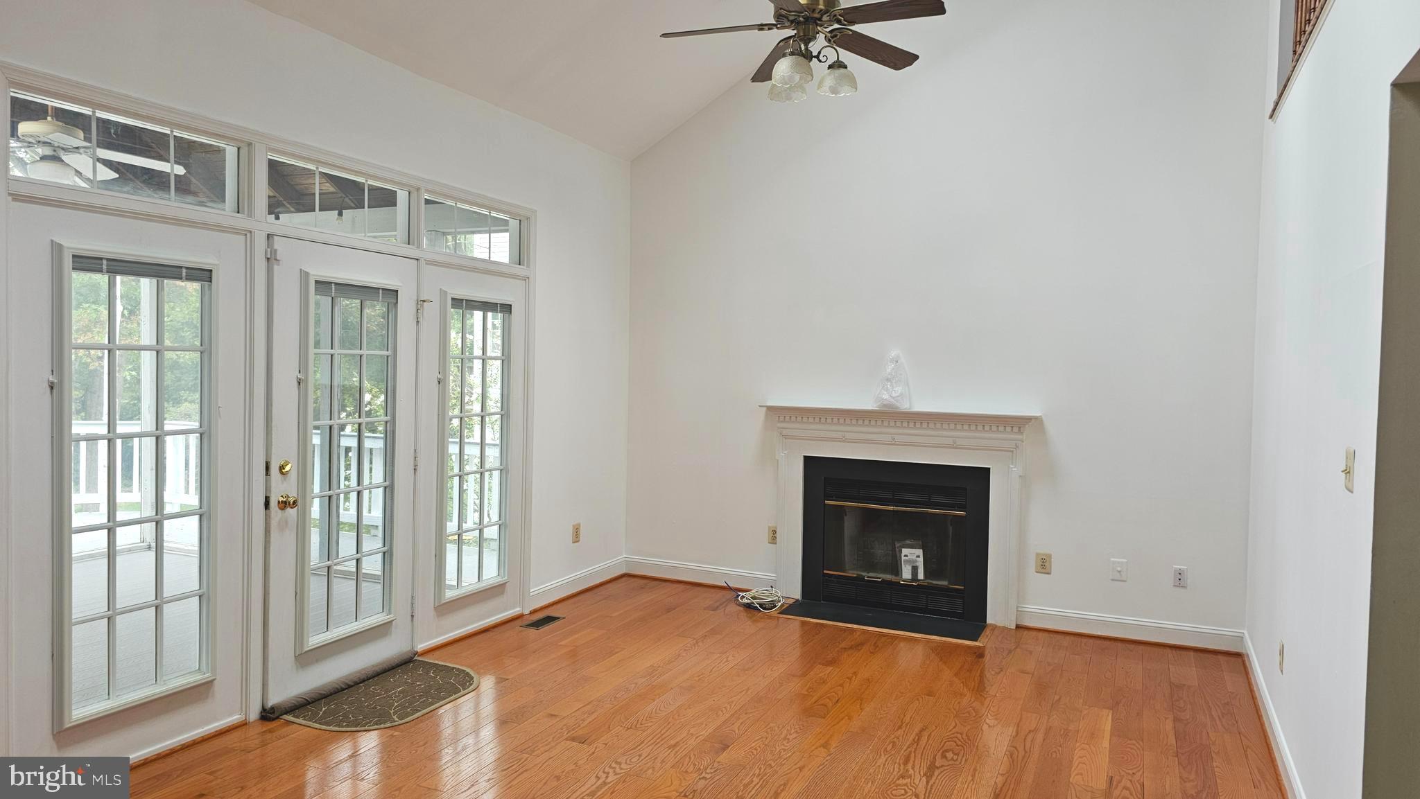 10 FOREST BROOK COURT