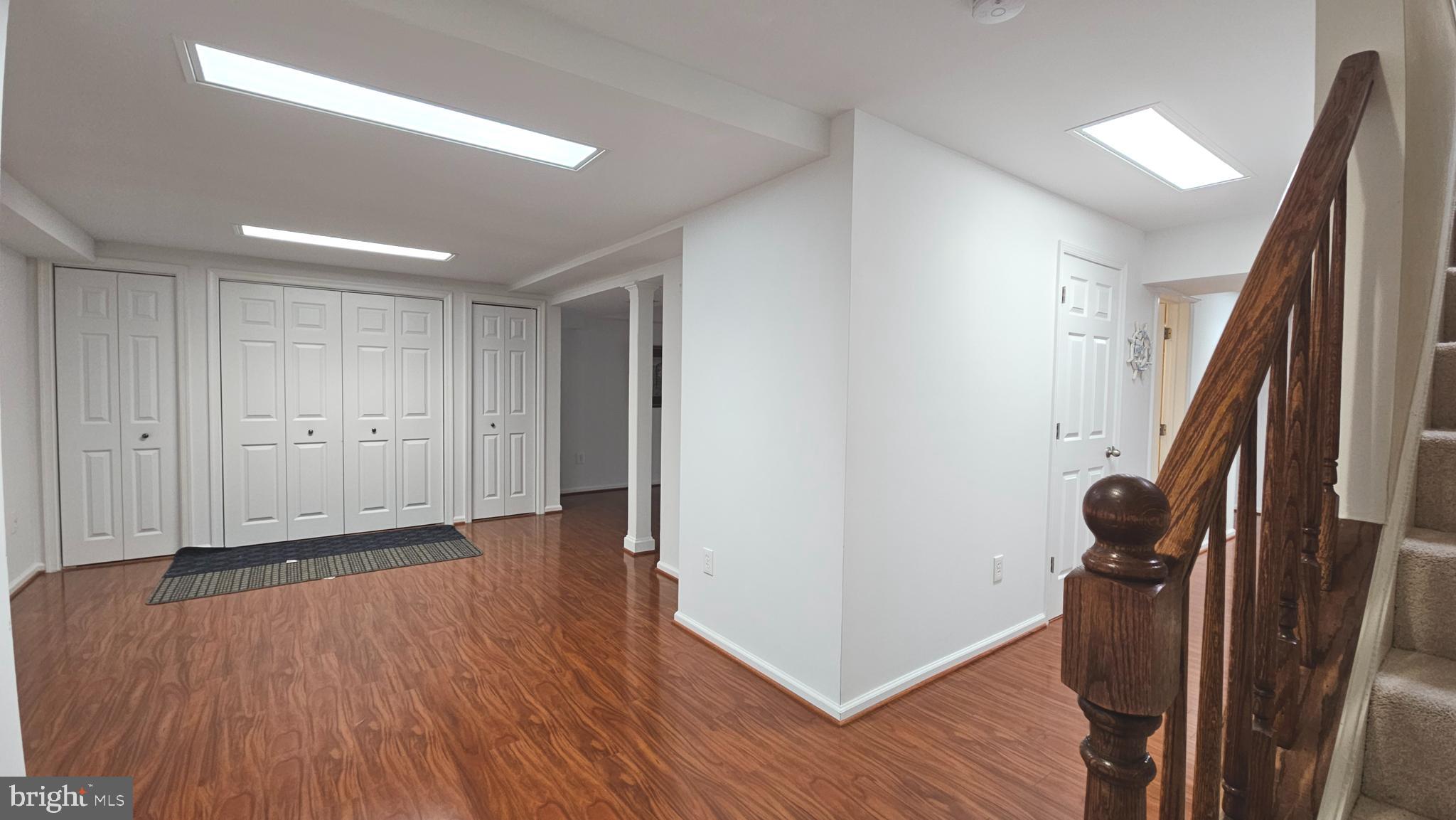 10 FOREST BROOK COURT