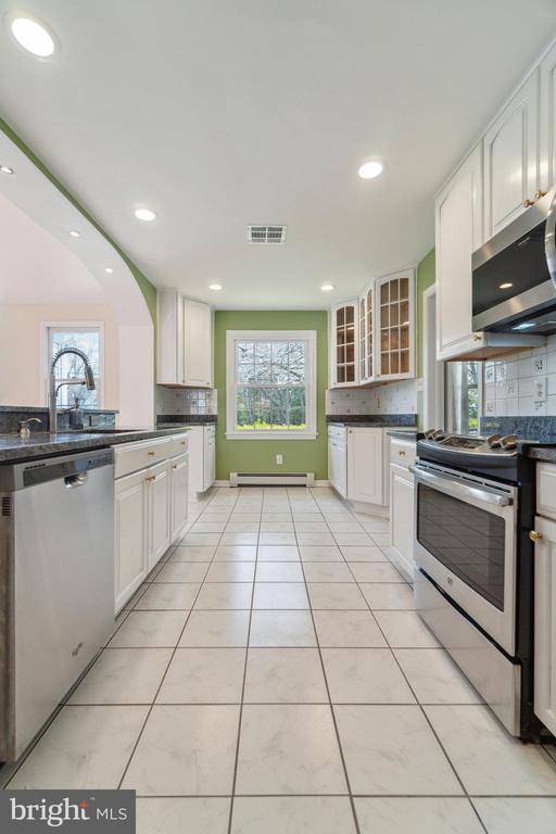 13200 FOXDEN DRIVE