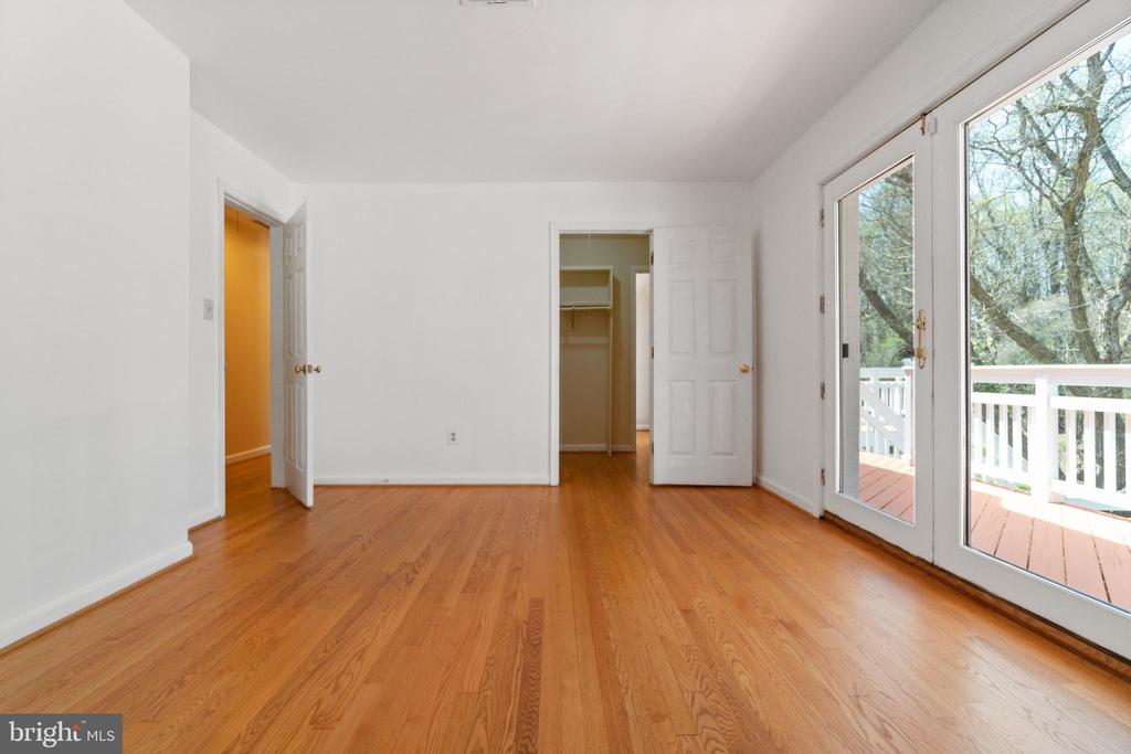 13200 FOXDEN DRIVE