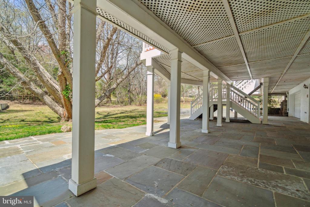 13200 FOXDEN DRIVE