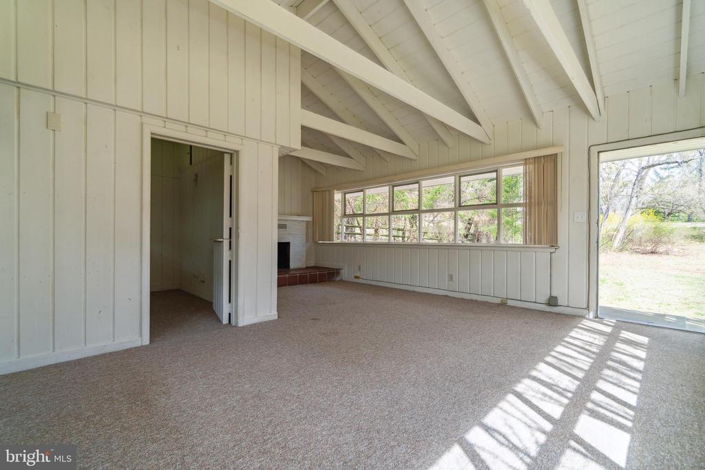 13200 FOXDEN DRIVE