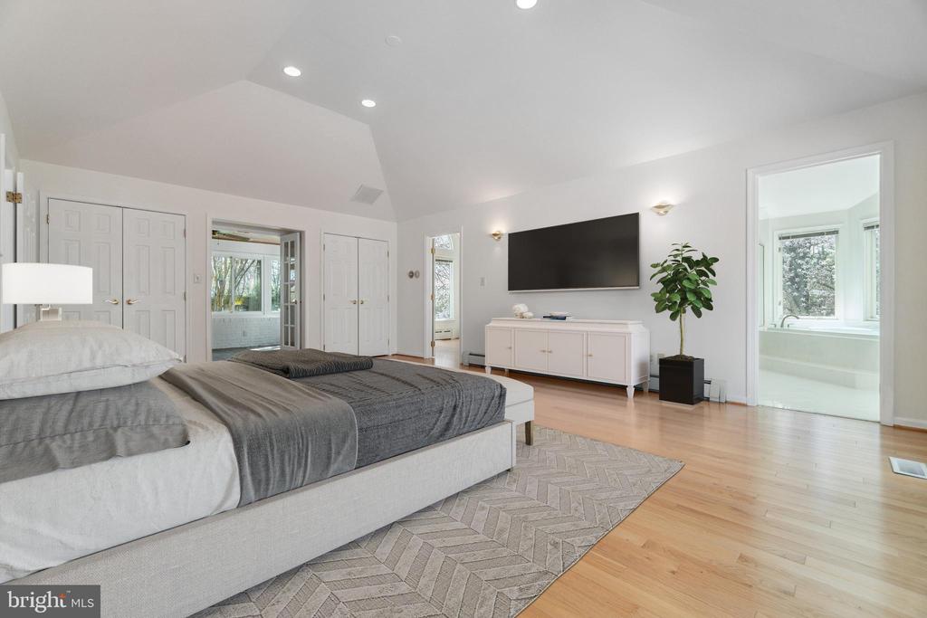 13200 FOXDEN DRIVE