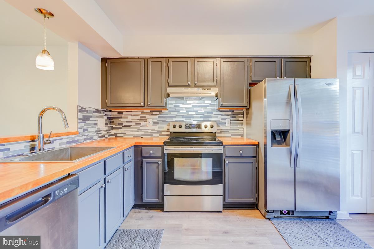 20503 SUMMERSONG LANE