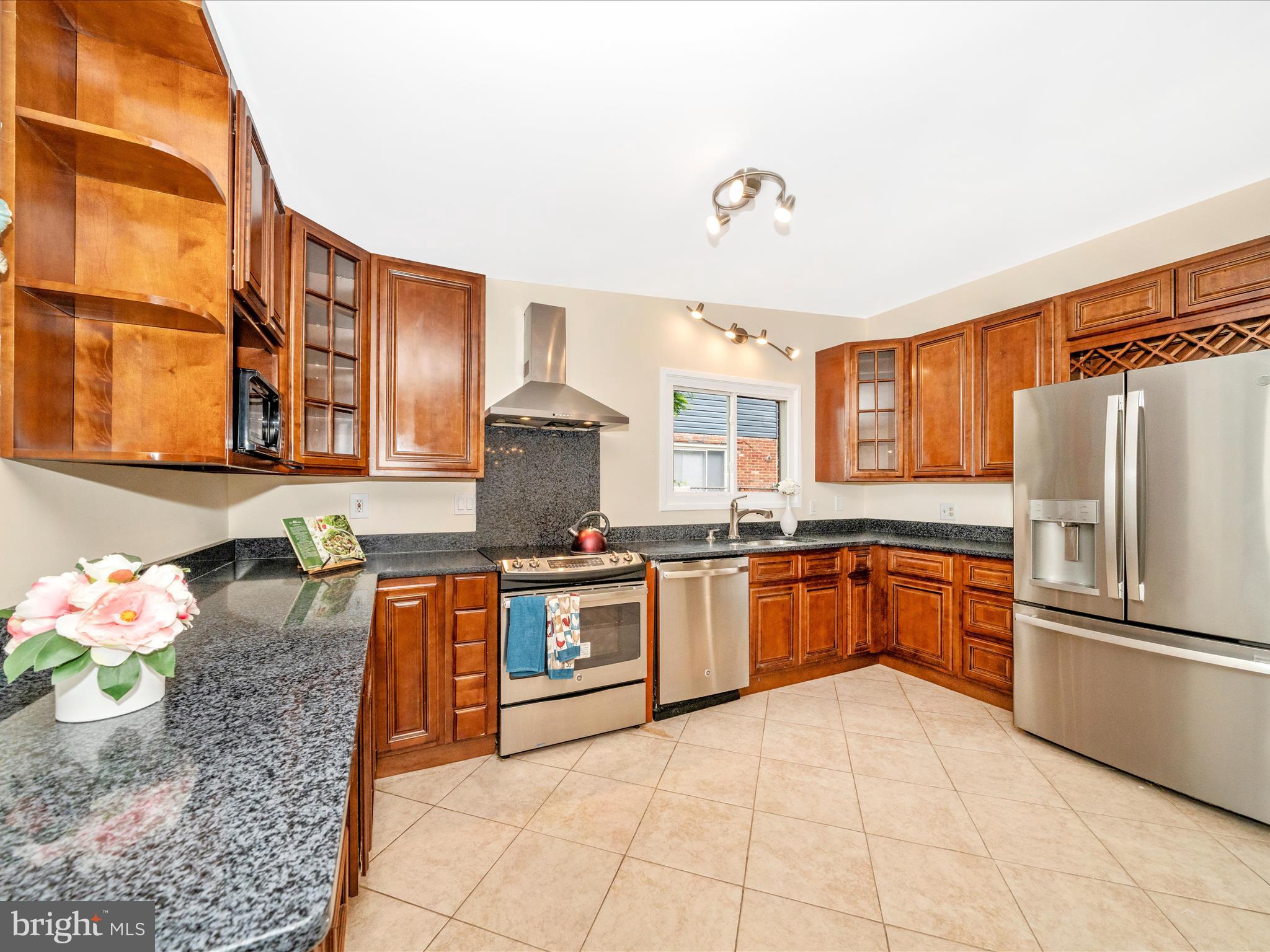 3313 ESTELLE TERRACE