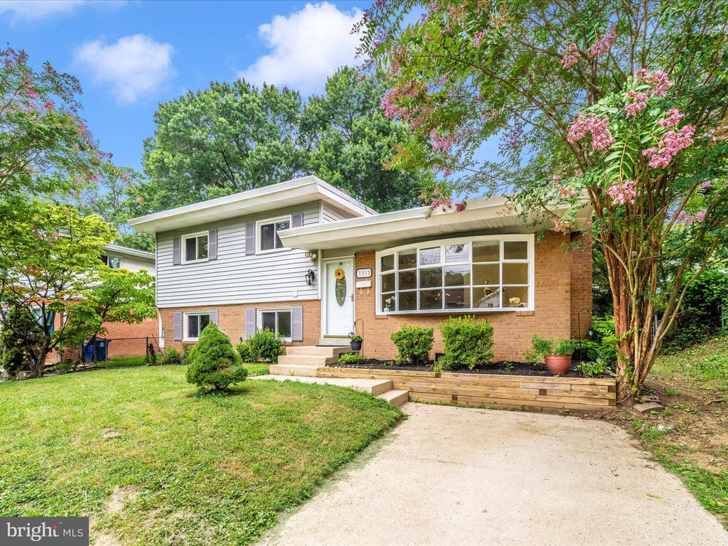 3313 ESTELLE TERRACE