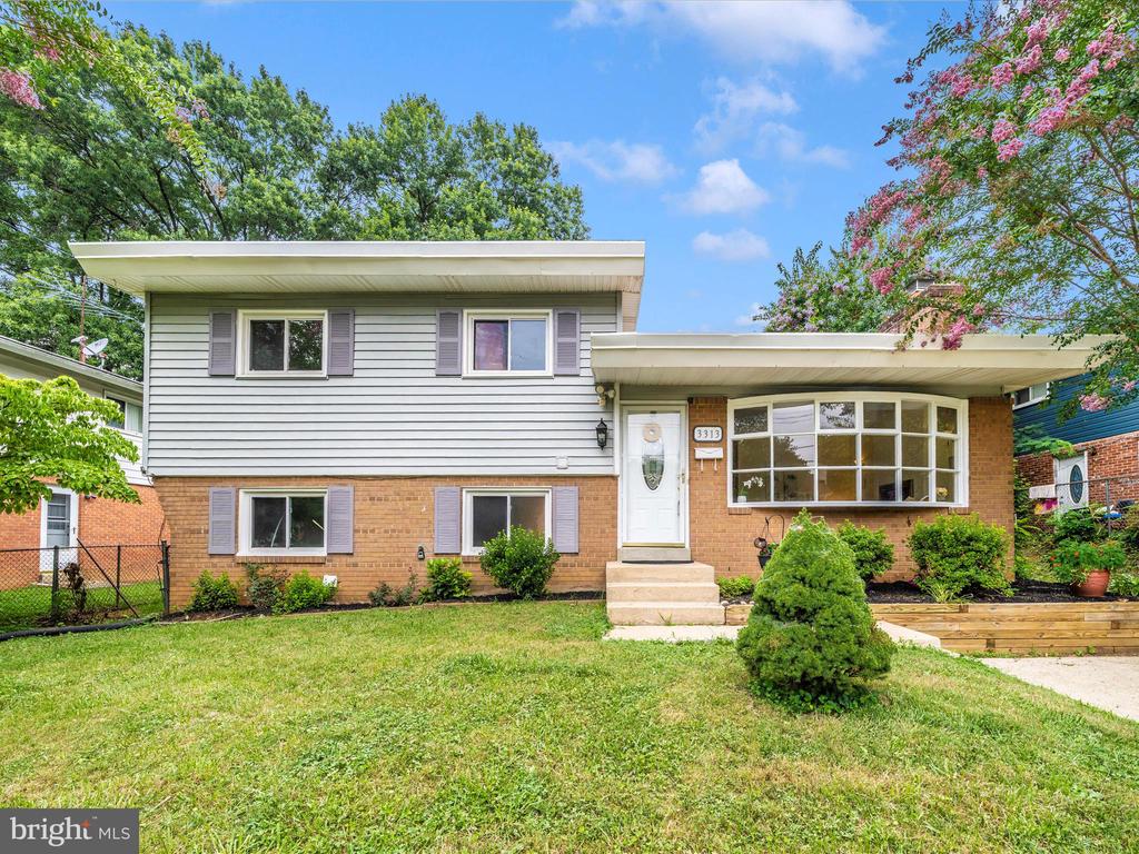 3313 ESTELLE TERRACE