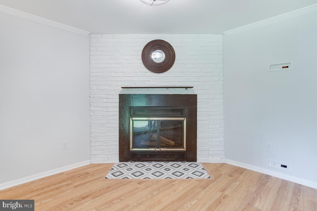 24 SEBASTIANI BOULEVARD