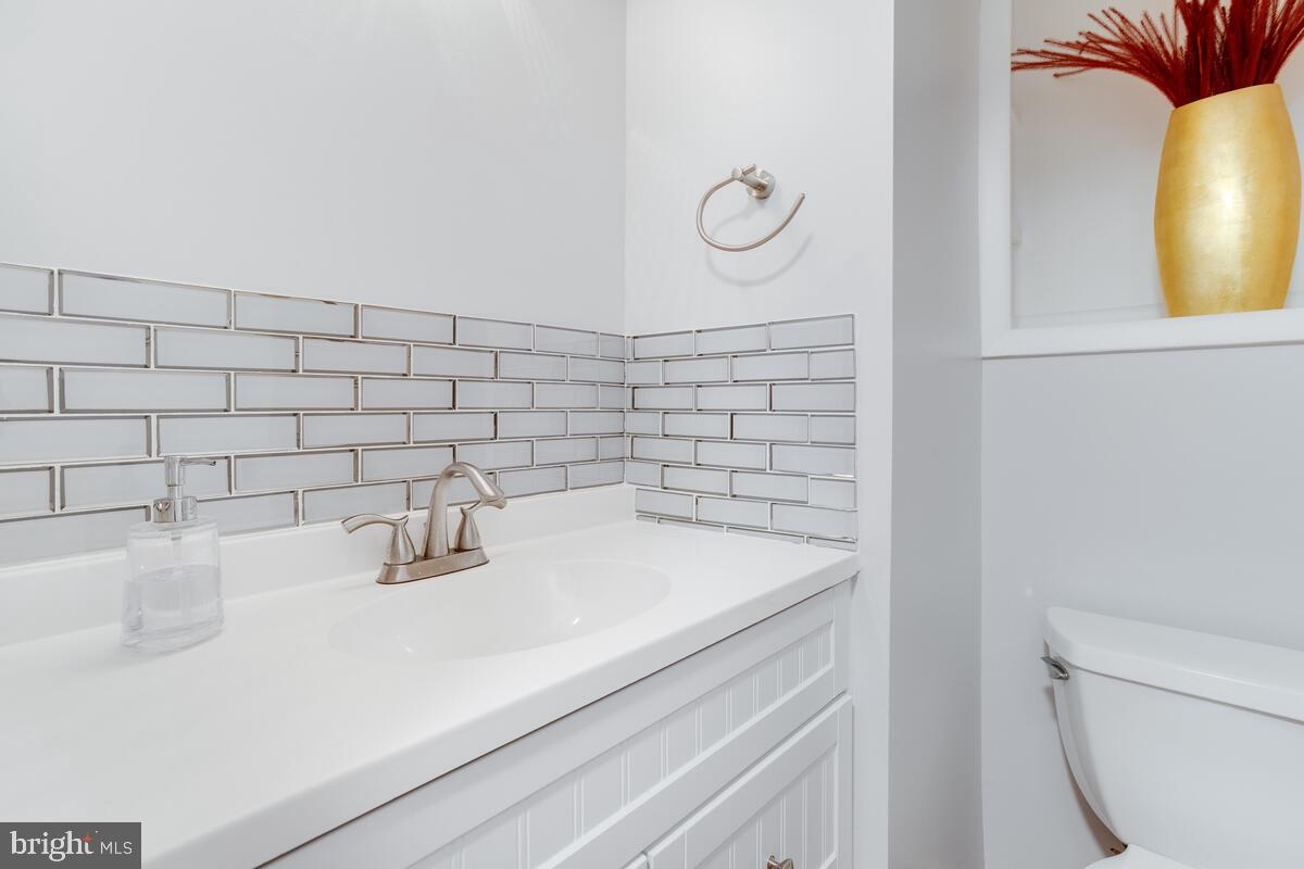 24 SEBASTIANI BOULEVARD