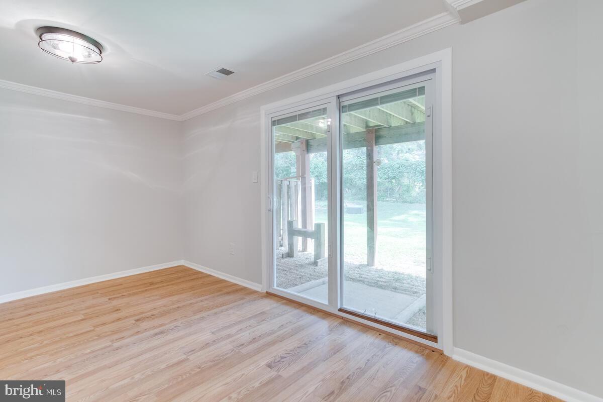 24 SEBASTIANI BOULEVARD