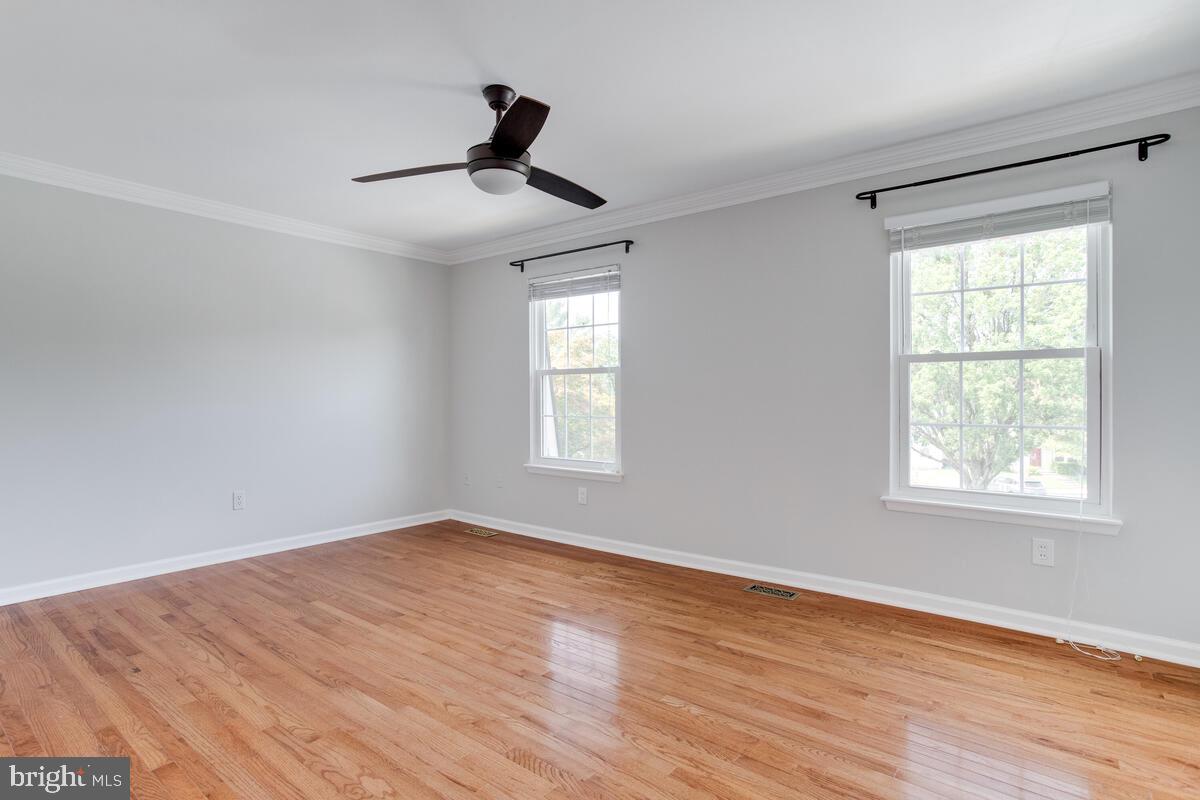 24 SEBASTIANI BOULEVARD