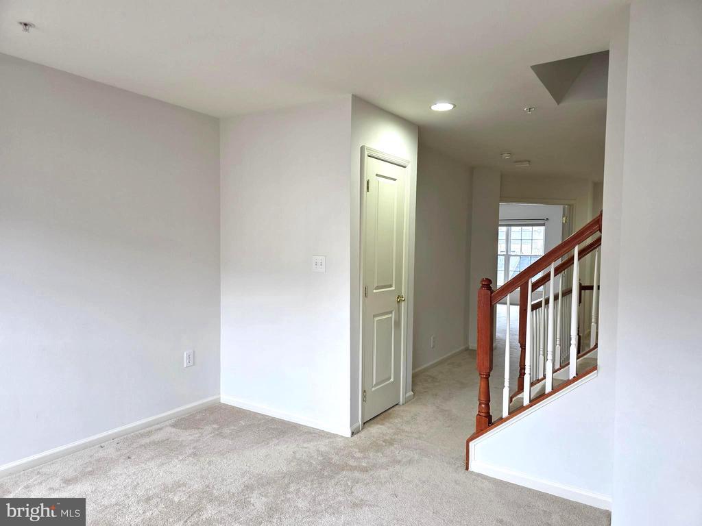 12928 CLARKS CROSSING DRIVE