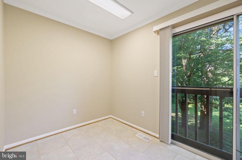 20104 TIMBER OAK LANE 213