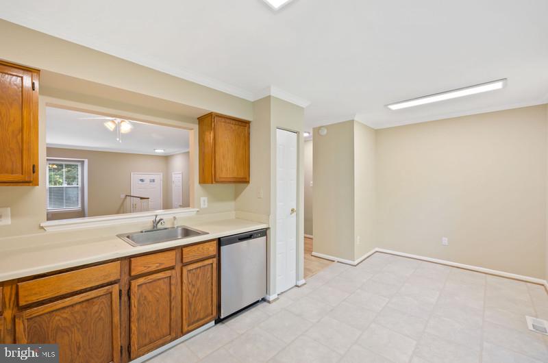 20104 TIMBER OAK LANE 213