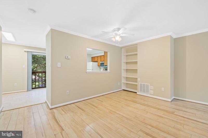 20104 TIMBER OAK LANE 213