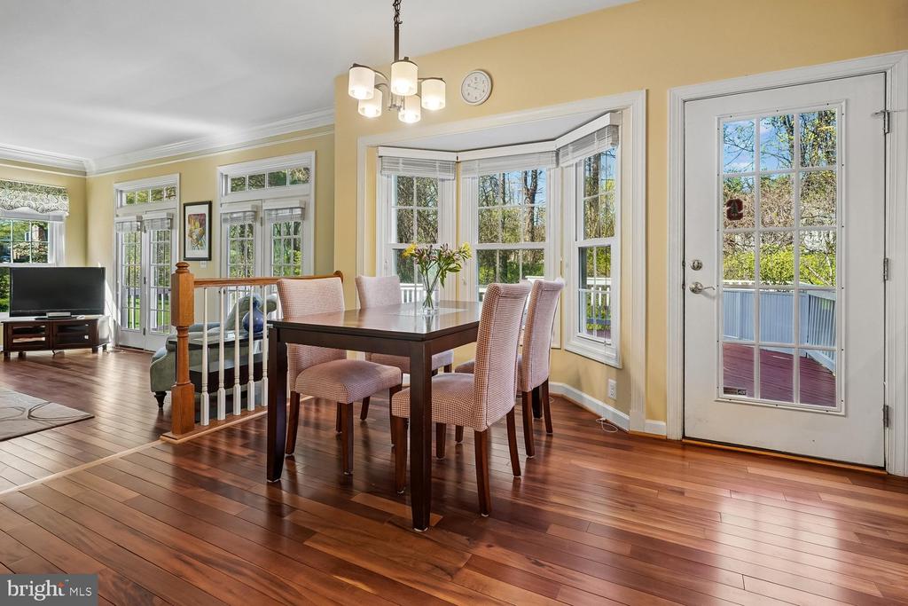 13236 MAPLECREST DRIVE