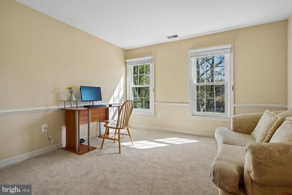 13236 MAPLECREST DRIVE