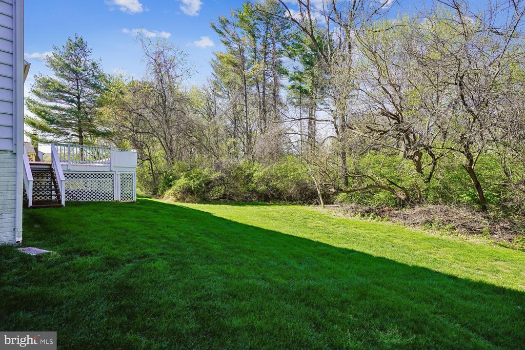 13236 MAPLECREST DRIVE