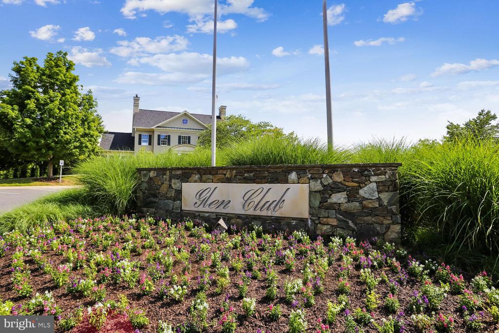 13236 MAPLECREST DRIVE