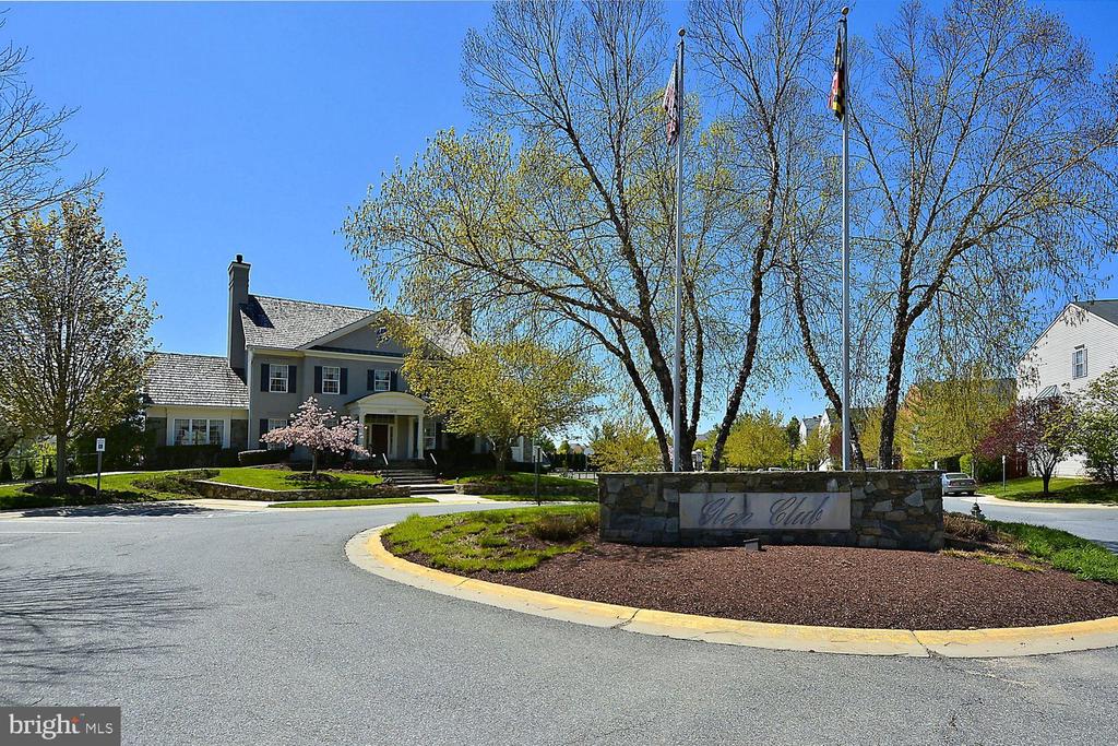 13236 MAPLECREST DRIVE
