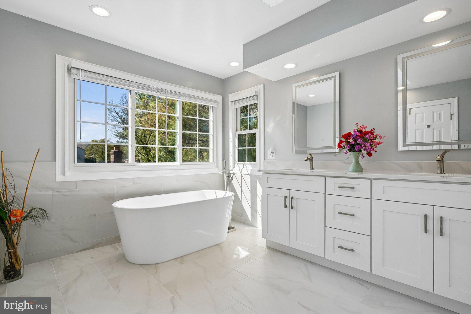 13236 MAPLECREST DRIVE