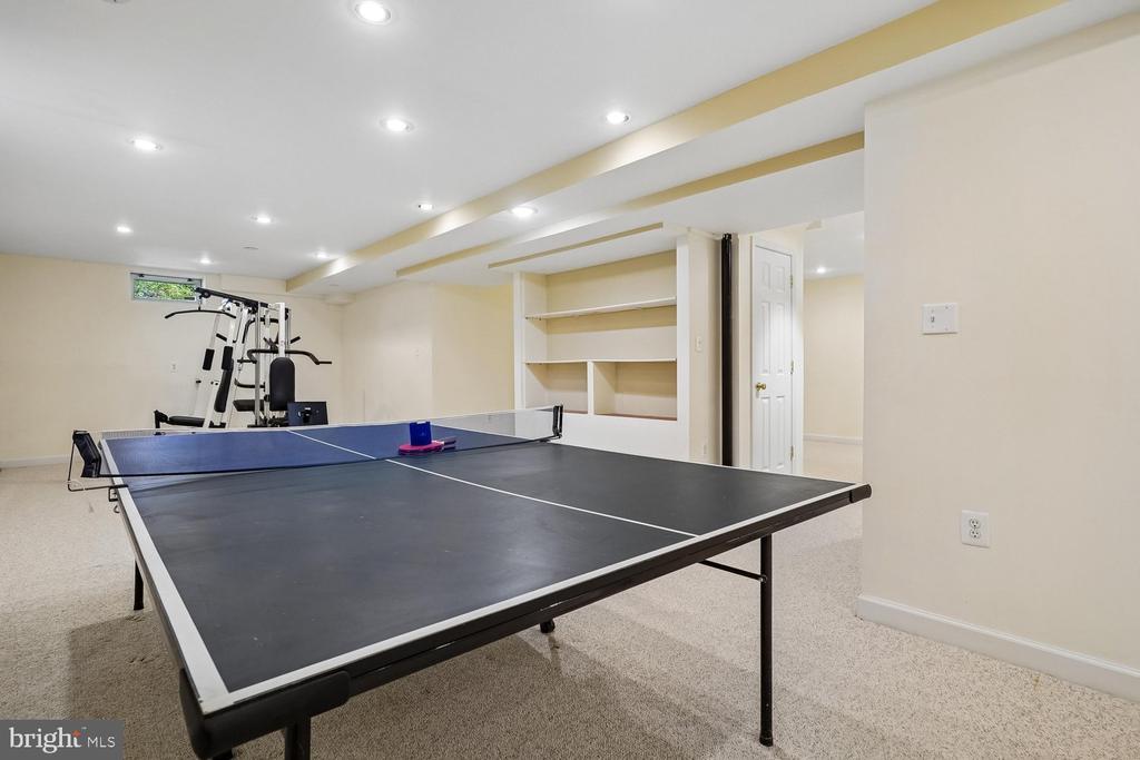 13236 MAPLECREST DRIVE