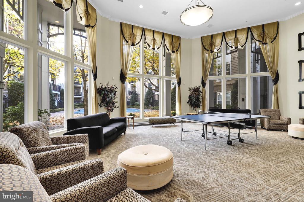501 HUNGERFORD DRIVE Unit: 110
