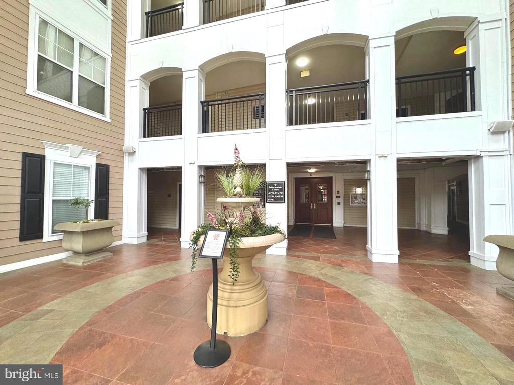 501 HUNGERFORD DRIVE Unit: 110
