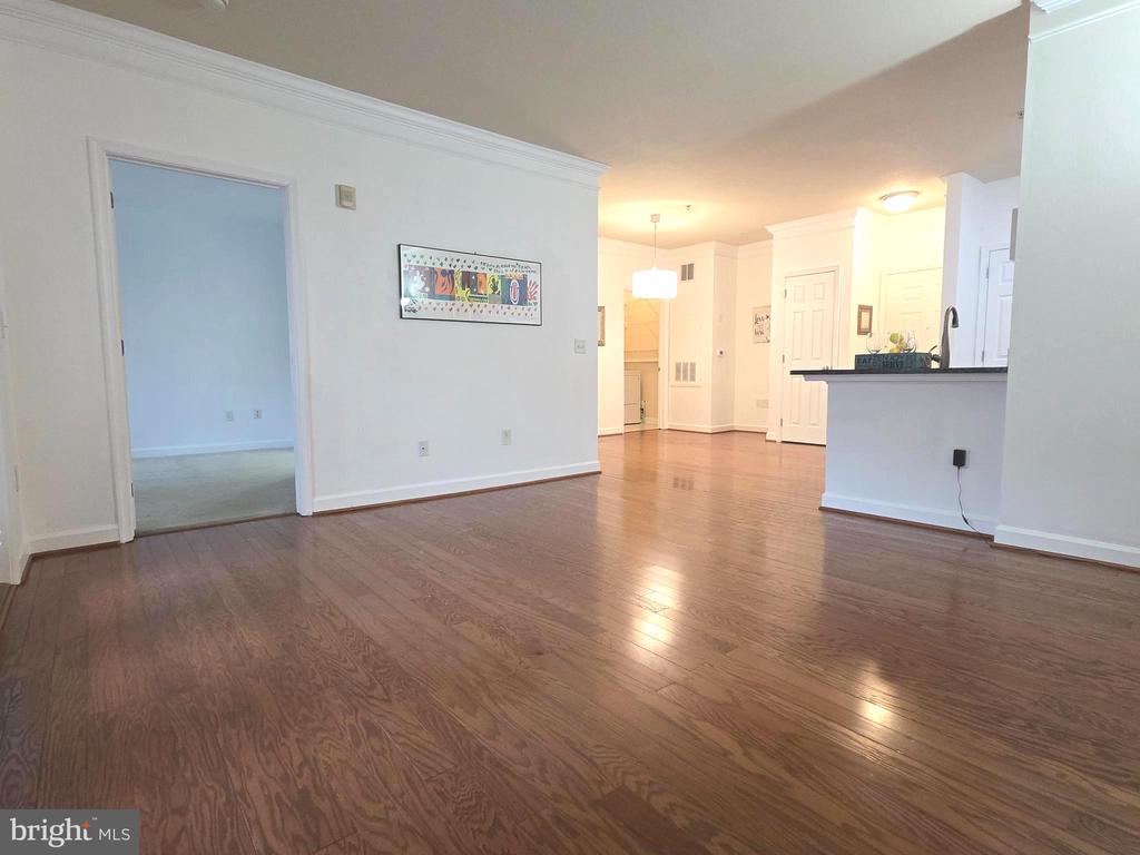 501 HUNGERFORD DRIVE Unit: 110