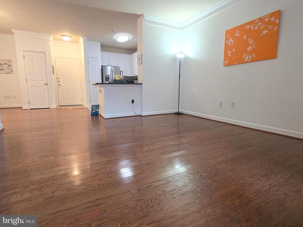 501 HUNGERFORD DRIVE Unit: 110