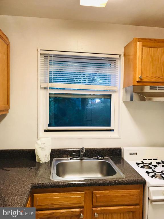 8809 PLYMOUTH STREET Unit: 3