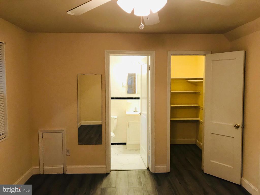 8809 PLYMOUTH STREET Unit: 3