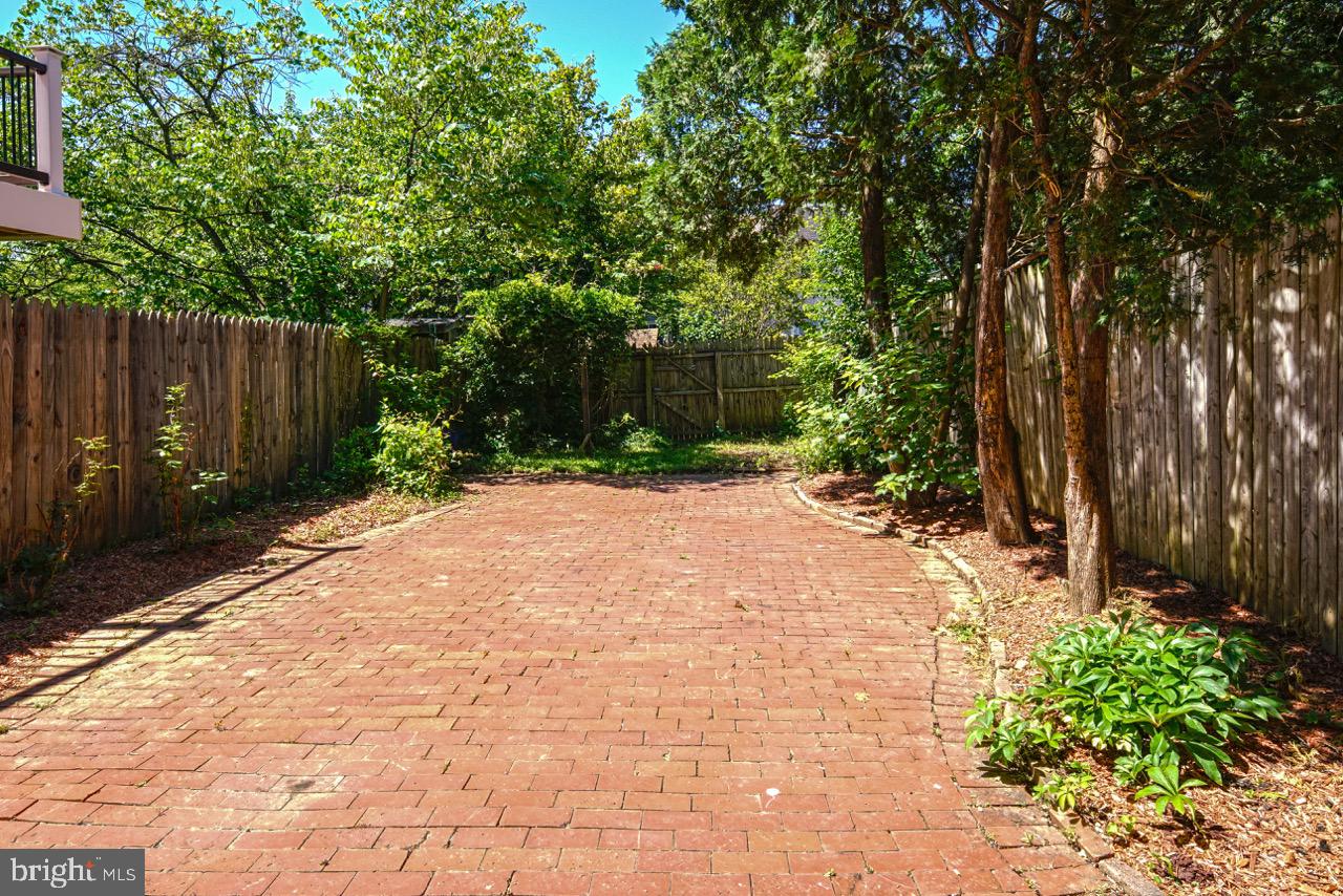 13104 DAIRYMAID DRIVE
