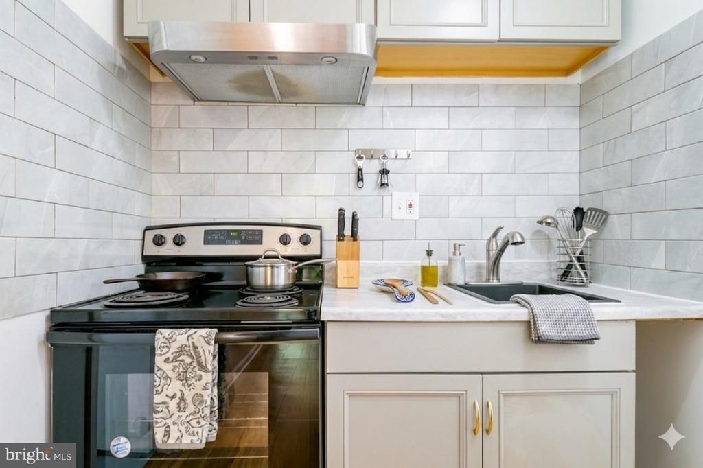 13104 DAIRYMAID DRIVE
