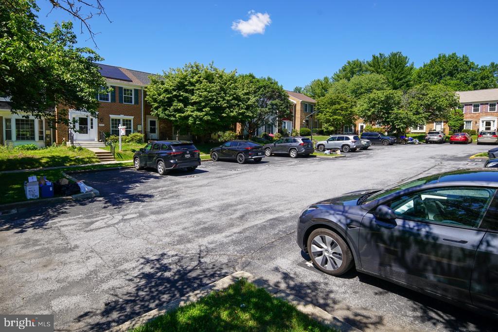 13104 DAIRYMAID DRIVE