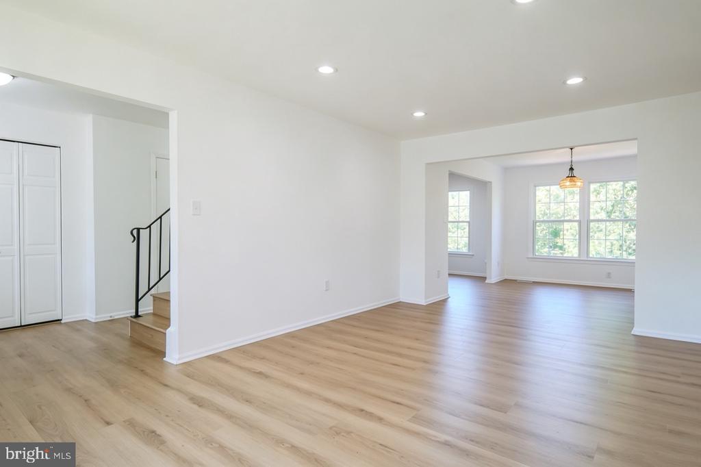 13104 DAIRYMAID DRIVE