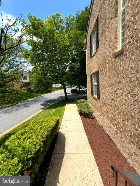 1 DUNSINANE COURT Unit: 1-61