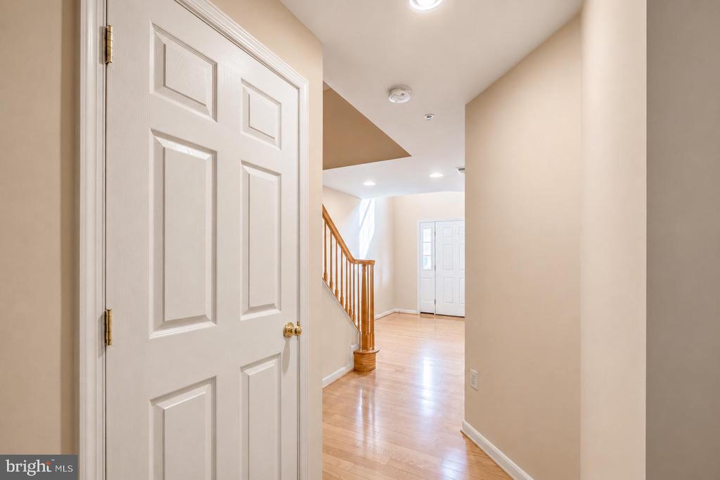 467 WINDING ROSE DRIVE