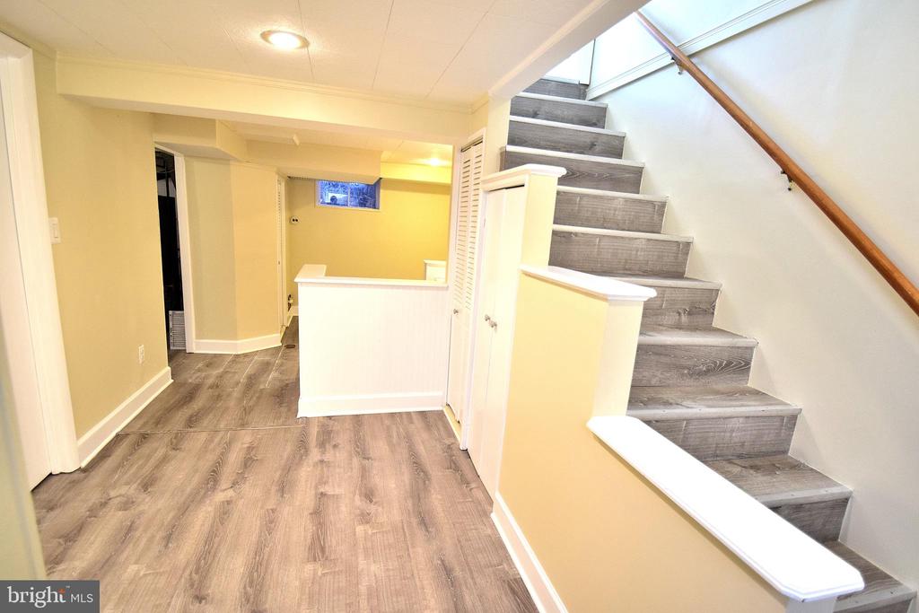 1800 CODY DRIVE